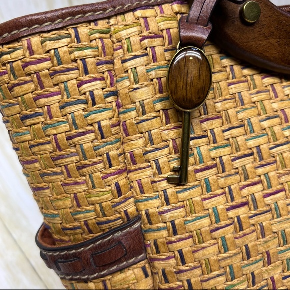 Fossil Woven Wood Handle Leather Detailed Hand Bag w/ Multi Color InnerWoven - Picture 9 of 17